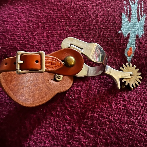 Silver and Brown Western Spurs - Picture 6 of 10